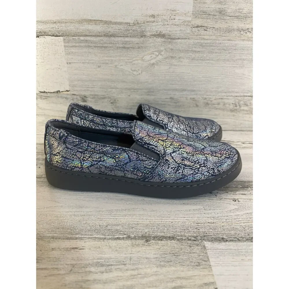 NWOT Vionic Avery Metallic Slip On Loafer Womens 7.5 Navy Blue Silver Orthopedic